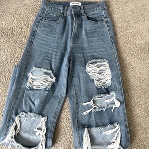 tilly’s ripped jeans, jean blue color